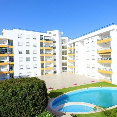 Quiet Apartment Overlooking The Swimming Pool Armação de Pêra Exterior foto